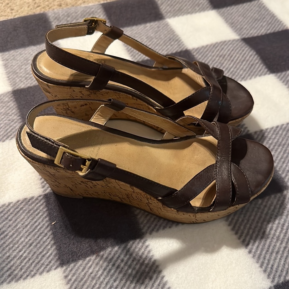 Brown platforms - Picture 4 of 5